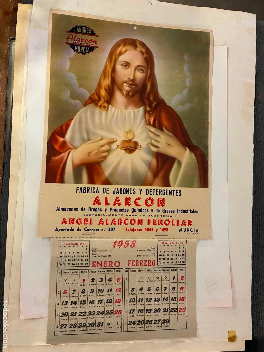 Carteles: P&oacute;ster cartel almanaque a&ntilde;o 1958 Jabones y detergentes Alarc&oacute;n Murcia Sagrado Coraz&oacute;n Jes&uacute;s 47x25 cm