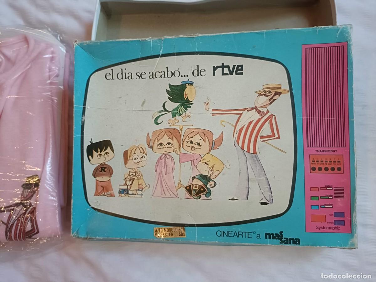 Carteles: Pieza de colecci&oacute;n, camis&oacute;n a&ntilde;os 60/70 de los Televicentes, en caja original.