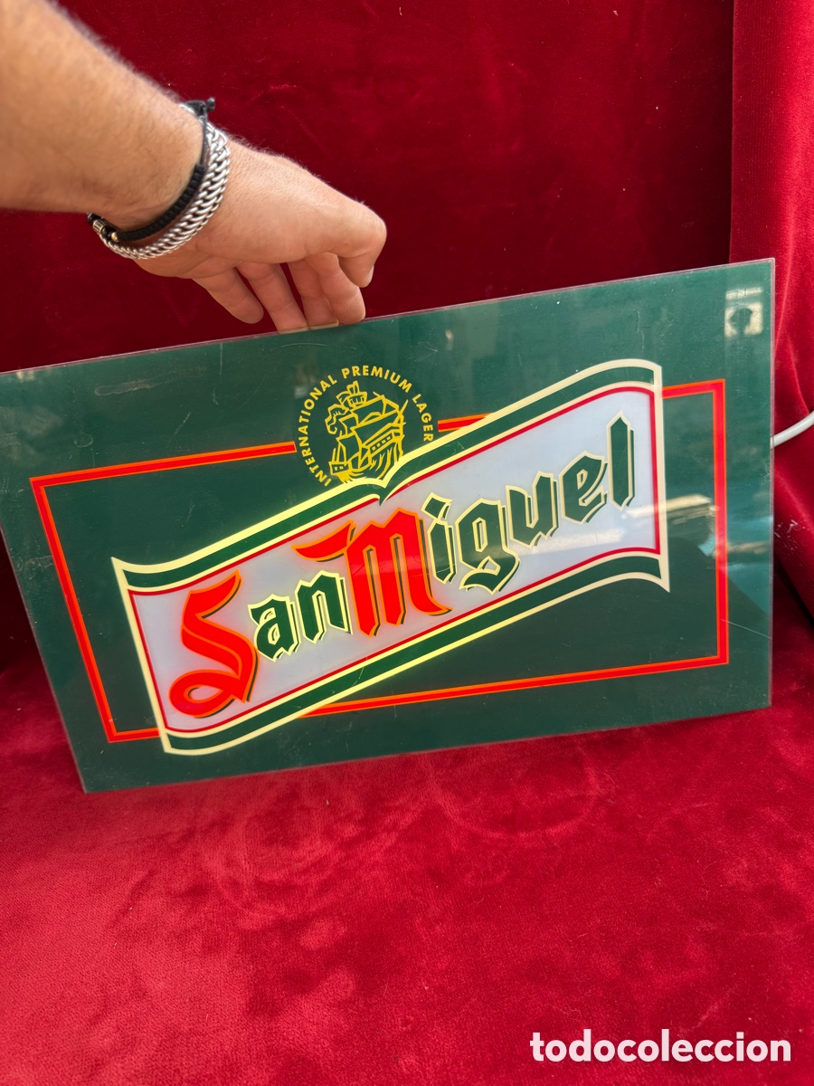 Carteles: Cartel luminoso de bar,funcionando,San Miguel!