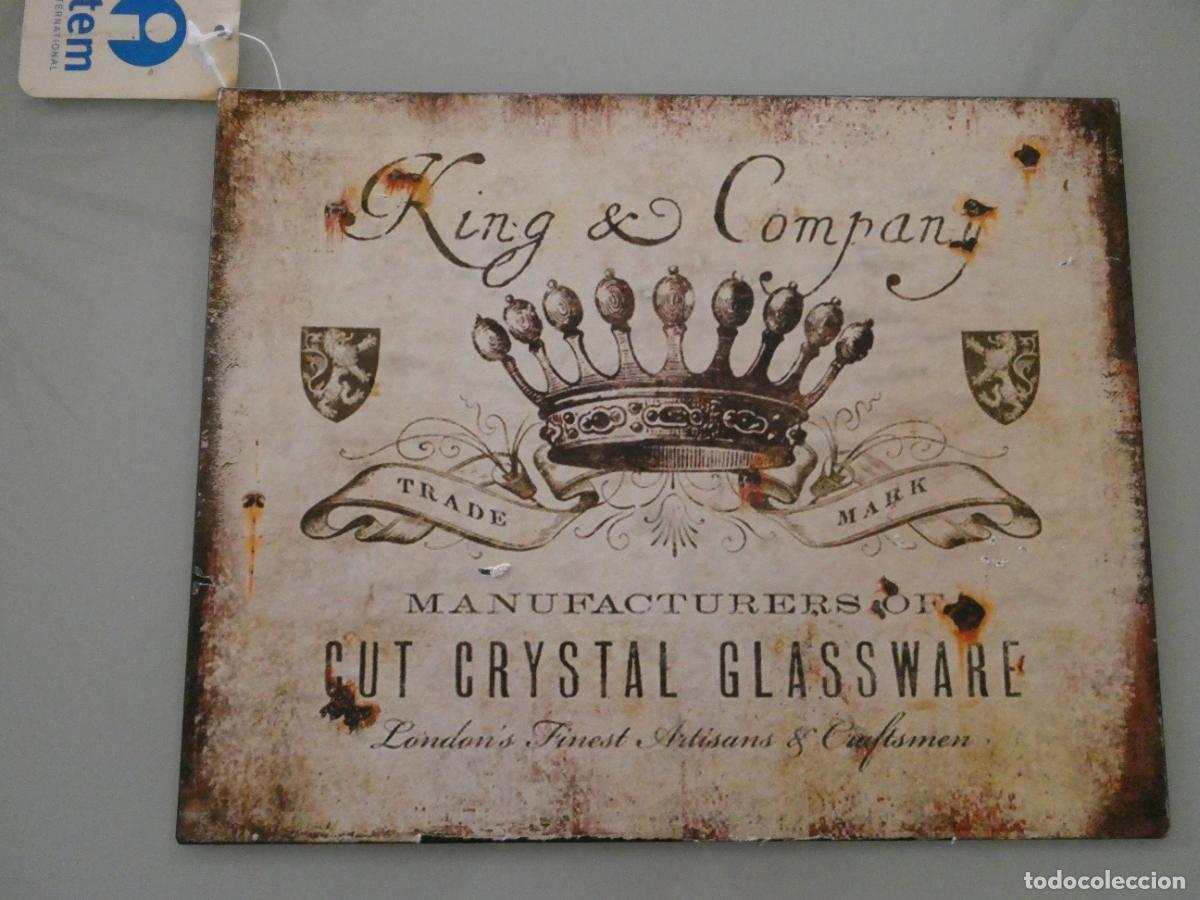 Carteles: PLACA CHAPA CARTEL METAL SUMINISTRADOR CASA REAL BRIT&Aacute;NICA. CRISTALER&Iacute;A KING & CO. 25CM 250GR