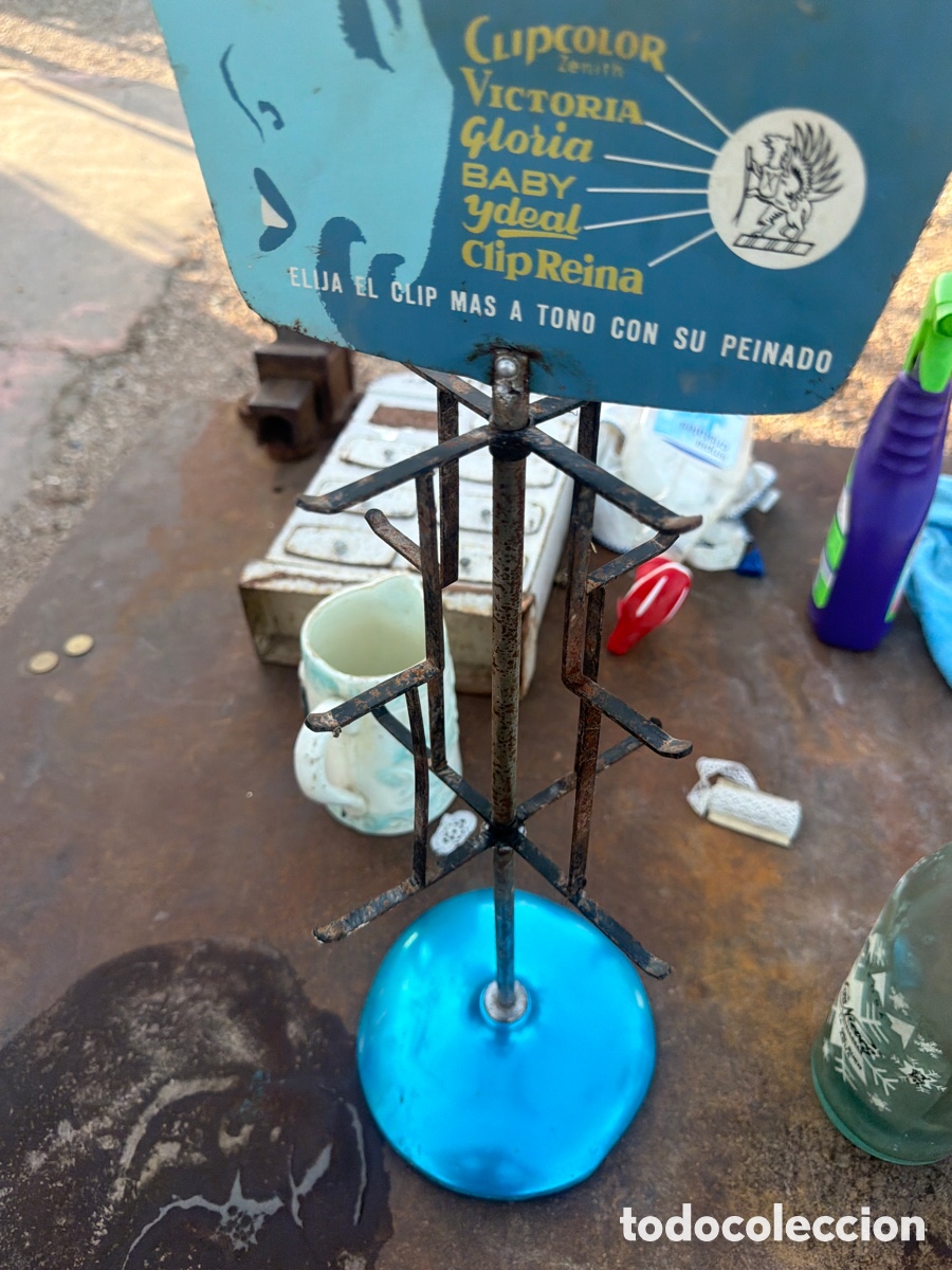 Carteles: Exp&oacute;sitor de Cl&iacute;p drag&oacute;n para el peinado - Foto 2