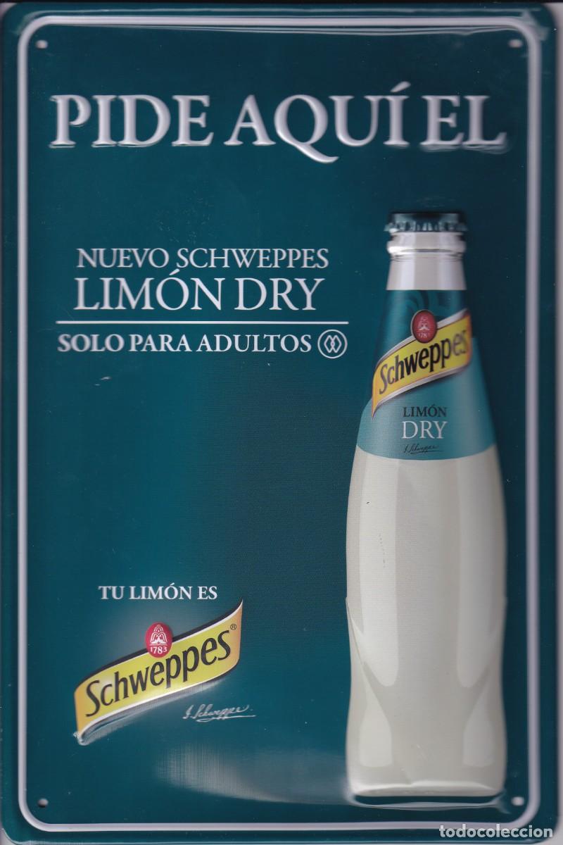 Plakate: CHAPA CON RELIEVE DE NUEVO SCHWEPPES LIMON DRY TAMA&Ntilde;O 29,5cm x 19,5cm