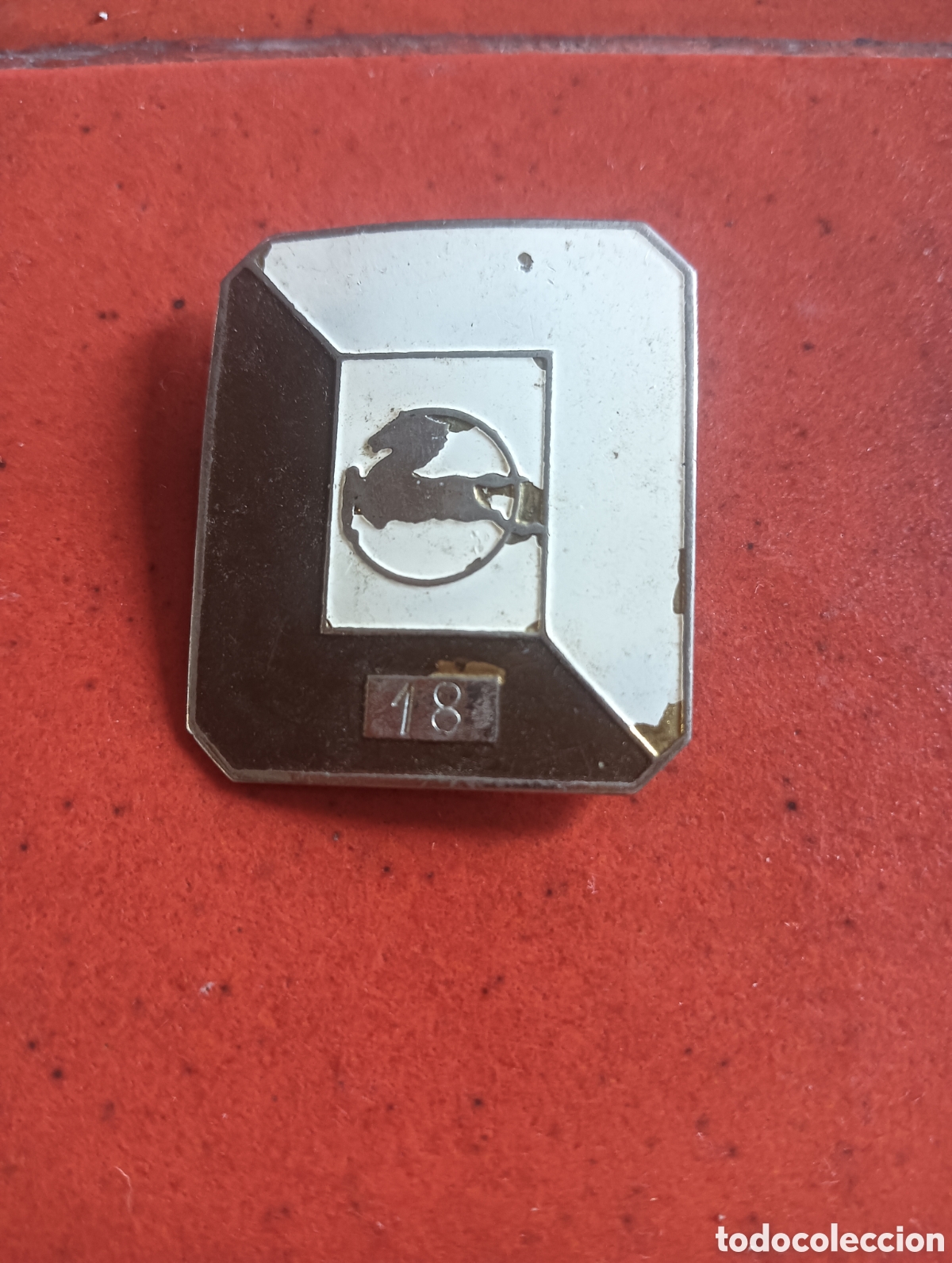 Carteles: Antigua insignia PEGASO - Foto 1