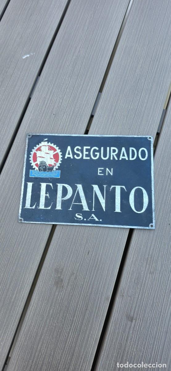 Carteles: Preciosa chapa o placa seguros para edificios