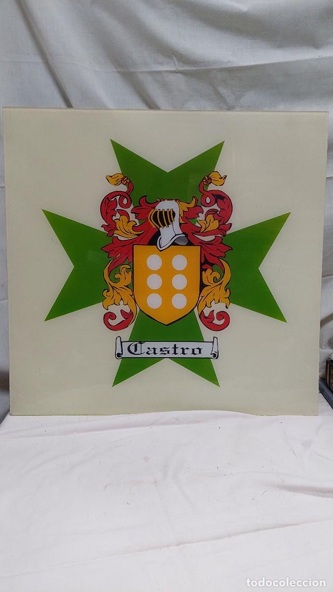 Carteles: Antiguo cartel escudo nobiliario Castro en plastico