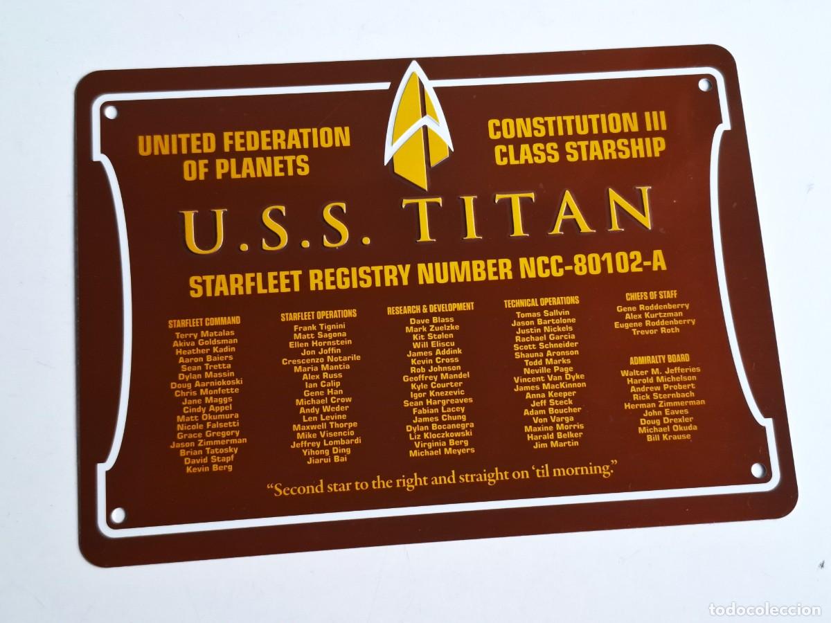 Carteles: STAR TREK U.S.S. TITAN PLACA DE METAL ESMALTADA CONMEMORATIVA NUEVA Y ORIGINAL - 22X16.CM