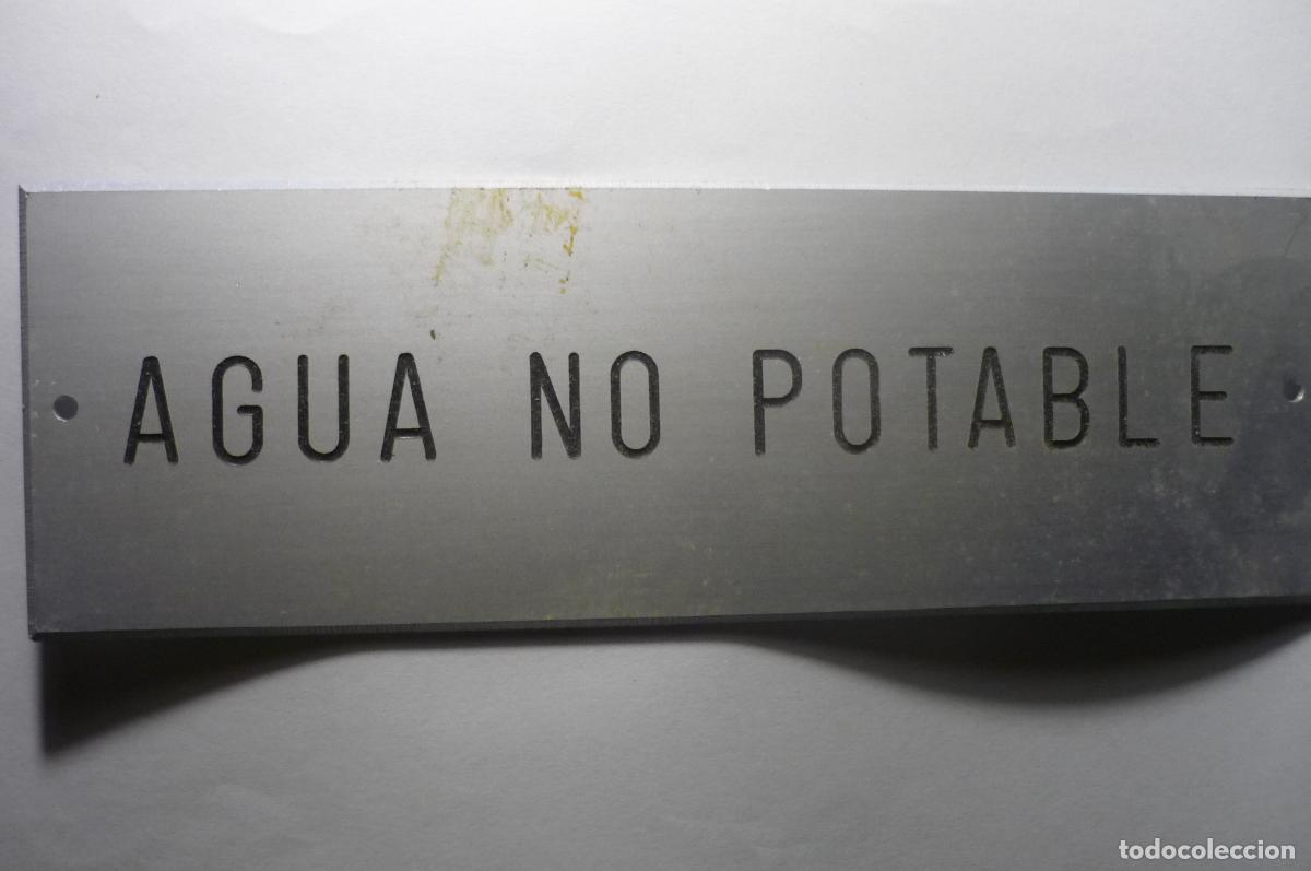Carteles: placa aluminio grabado agua no potable 2 agujeros