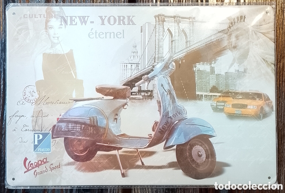 Carteles: Cartel de chapa Retro Vintage Vespa Grand Sport - New York &Eacute;ternel