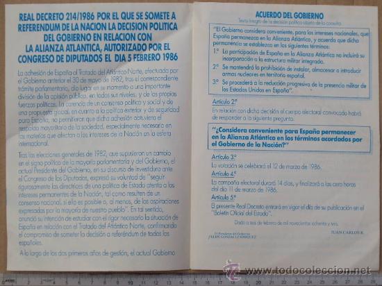 Carteles pol&iacute;ticos: TRIPTICO SOBRE EL REFERENDUM DE 1986 EN RELACION CON LA ALIANZA ATLANTICA. - Foto 2