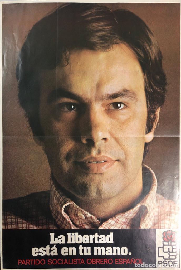 Resultado de imagen de felipe gonzález cartel 1977