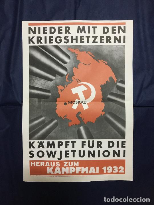Affiches Politiques: John Heartfield. K&auml;mpft f&uuml;r die Sowjetunion. De la carpeta Plakatkunst im Klassenkampf, 1974