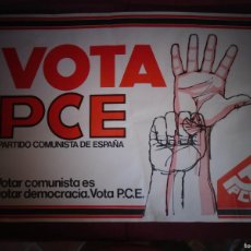 Carteles Políticos: TRANSICION ESPAÑOLA.1977.VOTA P.C.E. CARTEL 65X45 CM.. Lote 400946204