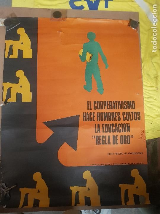 Political Posters: EL COOPERATISMO ILUSTRADO POR LOREN