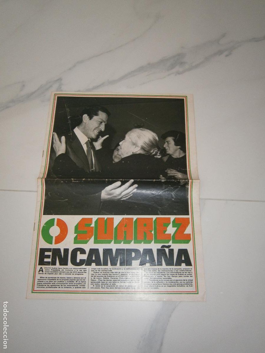 Carteles pol&iacute;ticos: Elecciones 1979 - Programa electoral UCD - Suarez en campa&ntilde;a - Foto 2
