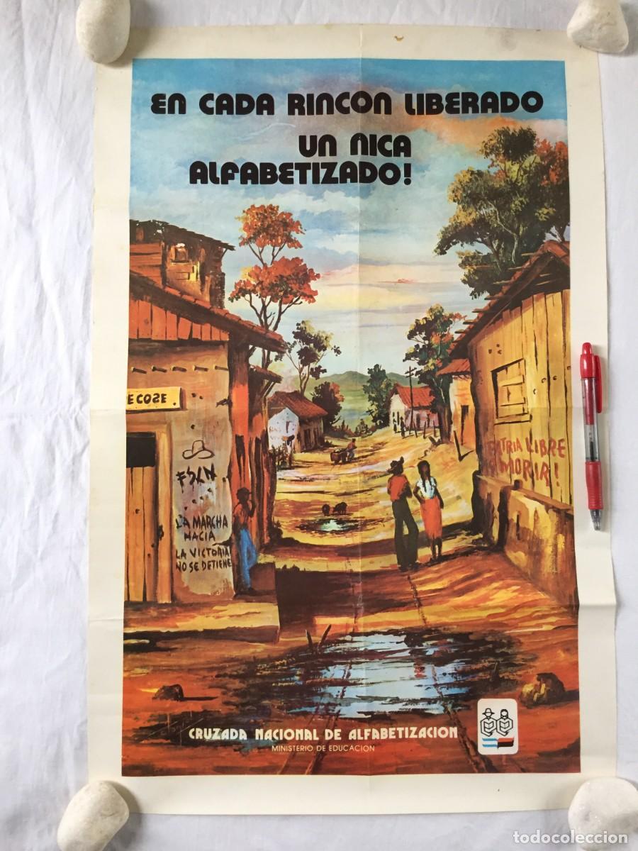 Carteles pol&iacute;ticos: POSTER / CARTEL DE CAMPA&Ntilde;A DE AYUDA A LA ALFABETIZACION DE NICARAGUA A&Ntilde;OS 80 ---- 60 X 40 CM
