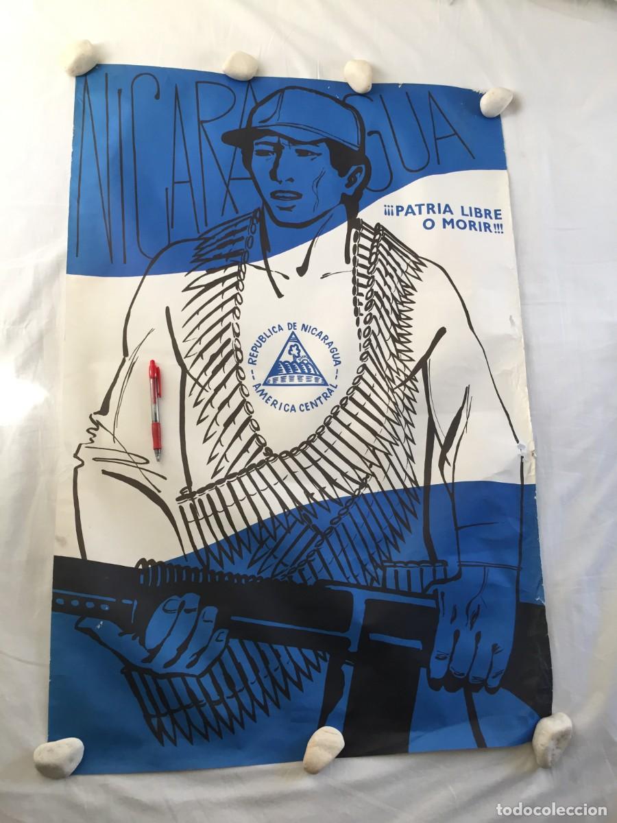Carteles pol&iacute;ticos: POSTER / CARTEL DE NICARAGUA - PATRIA LIBRE O MORIR - A&Ntilde;OS 80 ---- 97 X 64 CM