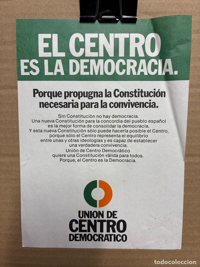Carteles pol&iacute;ticos: Cartel UCD Centro es la Democracia