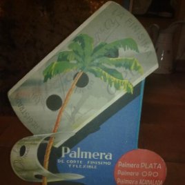 Publicidad en carton hojas de afeitar Palmera. 43 x 30 cm.