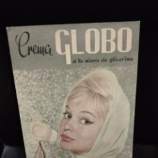 Carteles Publicitarios: DISPLAY EN CARTÓN CON PUBLICIDAD DE CREMA GLOBO A LA NIEVE DE GLICERINA. 1960 PERFUMERIA