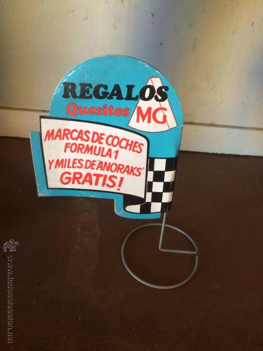 Carteles publicitarios: Antiguo banderin de propaganda marca de quesitos M.G. de los a&ntilde;os 60 formula 1