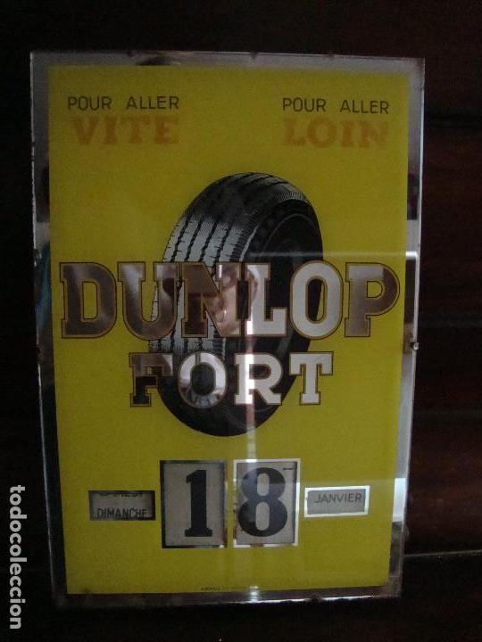 Carteles publicitarios: Cartel calendario neumaticos DUNLOP - Foto 1