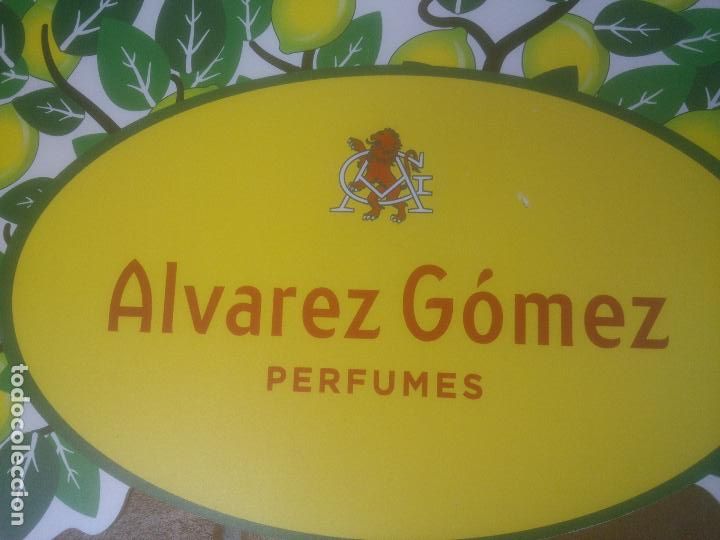 Carteles publicitarios: PERFUMES ALVAREZ GOMEZ - Foto 2