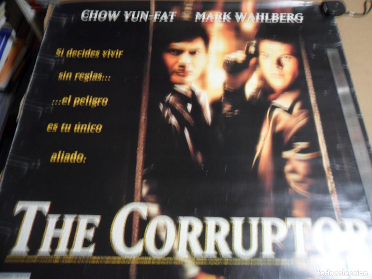 Carteles publicitarios: CARTEL THE CORRUPTOR PELICULA - Foto 1