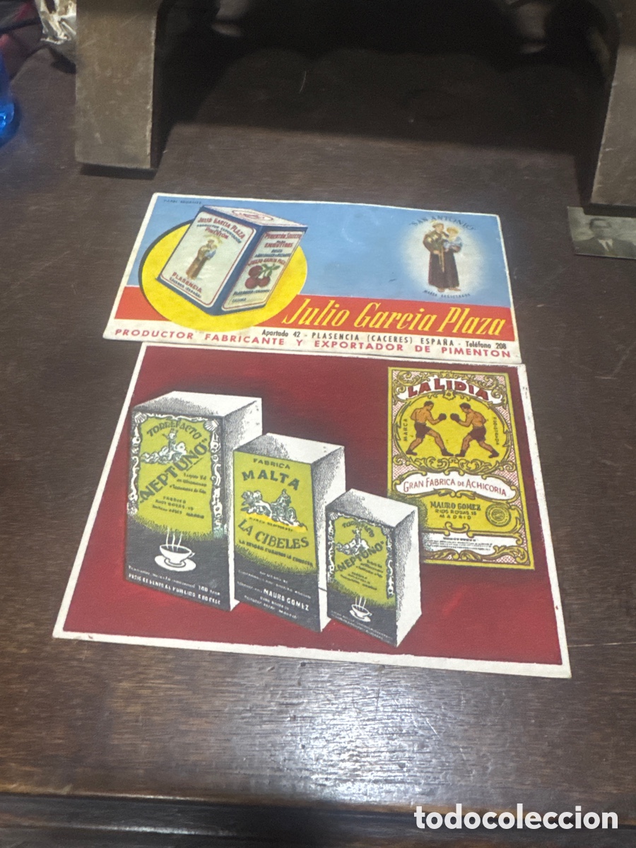 Carteles Publicitarios: Pareja de tarjetas o carteles peque&ntilde;os de publicidad