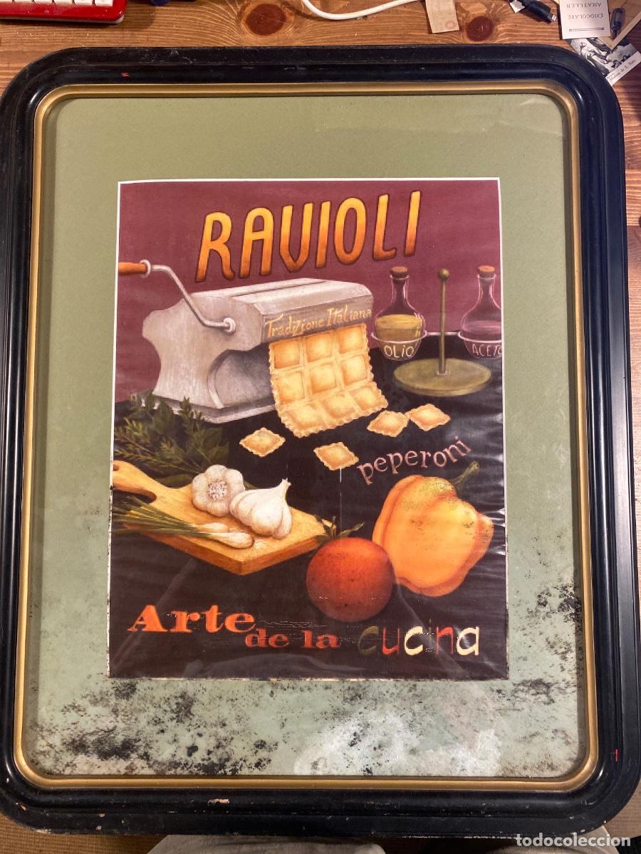 Carteles publicitarios: CARTEL RAVIOLI DAPHNE BRISSONNET MARCO MADERA 47X55 CM