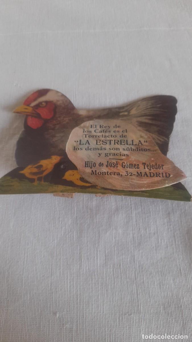 Affissi Pubblicitari: Antiguo troquelado publicitario Caf&eacute;s La Estrella Madrid - Gallina y pollitos - G&oacute;mez Tejedor&rdquo;.