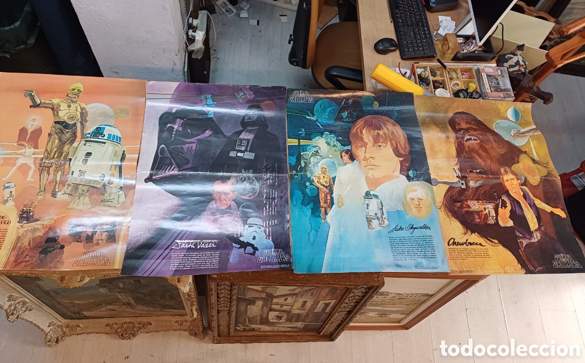 Carteles publicitarios: COLECCI&Oacute;N COMPLETA 4 POSTERS STAR WARS, CENTURY FOX CONCESI&Oacute;N COCA COLA 61 X 44 CM. 1977