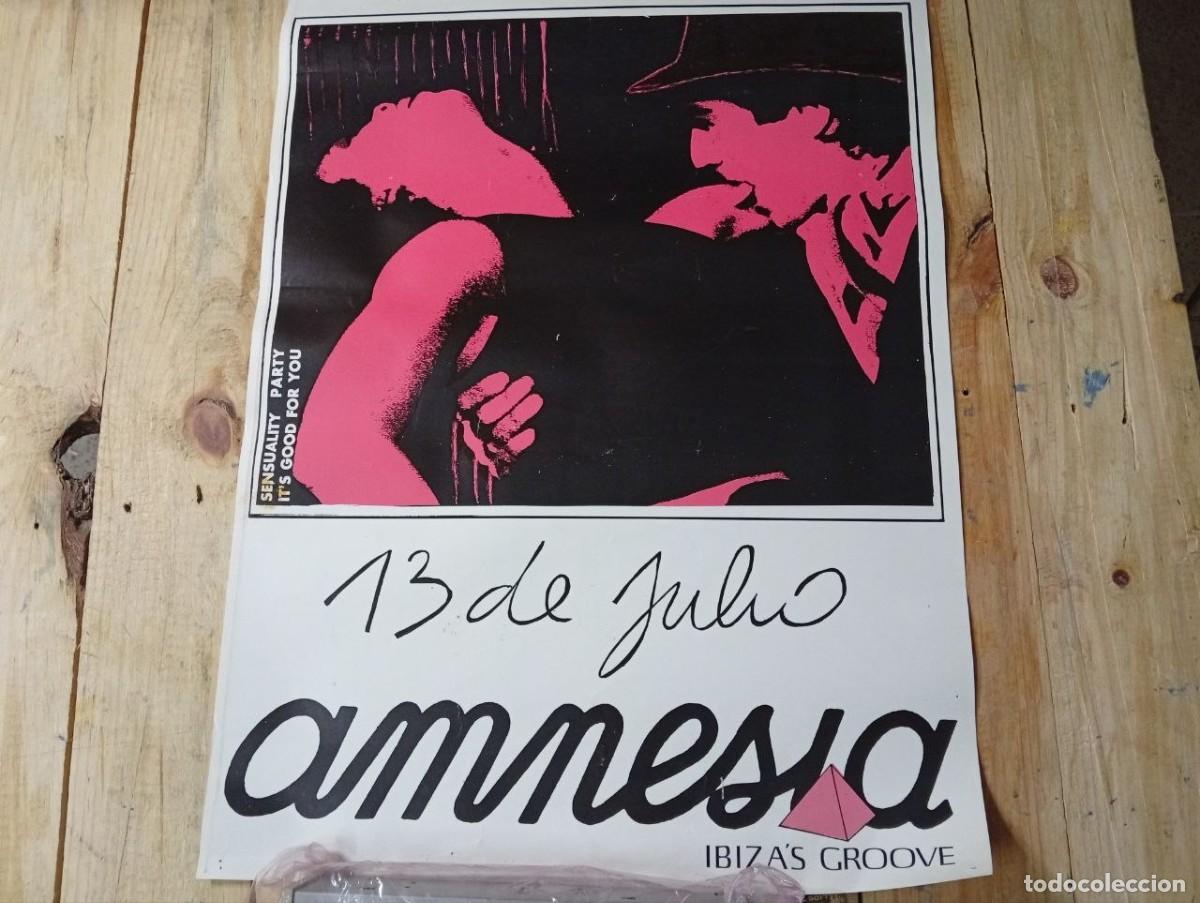 Carteles publicitarios: Cartel Original Disco AMNESIA IBIZA - Sensuality Party 13 de Julio - Vintage A&ntilde;os 80/90 - Raro