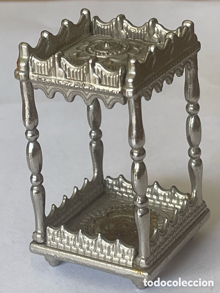 Plakate der Karwoche: Mini trono Semana Santa cofrade metal plateado miniatura