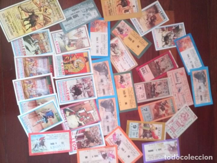 Carteles toros: Lote entradas toros leon - Foto 5