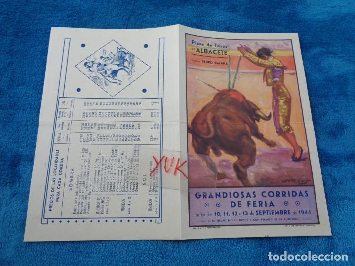 Carteles toros: PROGRAMA TOROS DE LA PLAZA DE TOROS DE ALBACETE DE 1944 - Foto 3