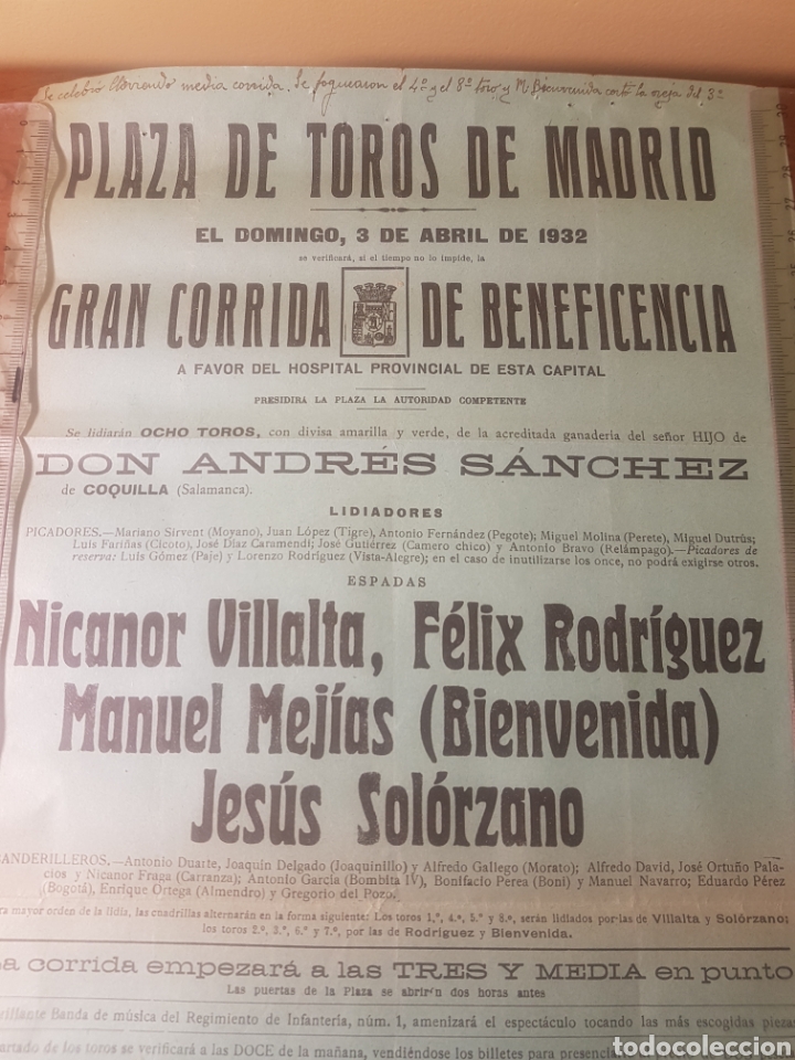 Carteles Toros: Cartel toros Madrid.NICANOR VILLALTA,FELIX RODRIGUEZ,MANUEL MEJIAS BIENVENIDA, JESUS SOLORZANO. 1932 - Foto 2 - 303289558