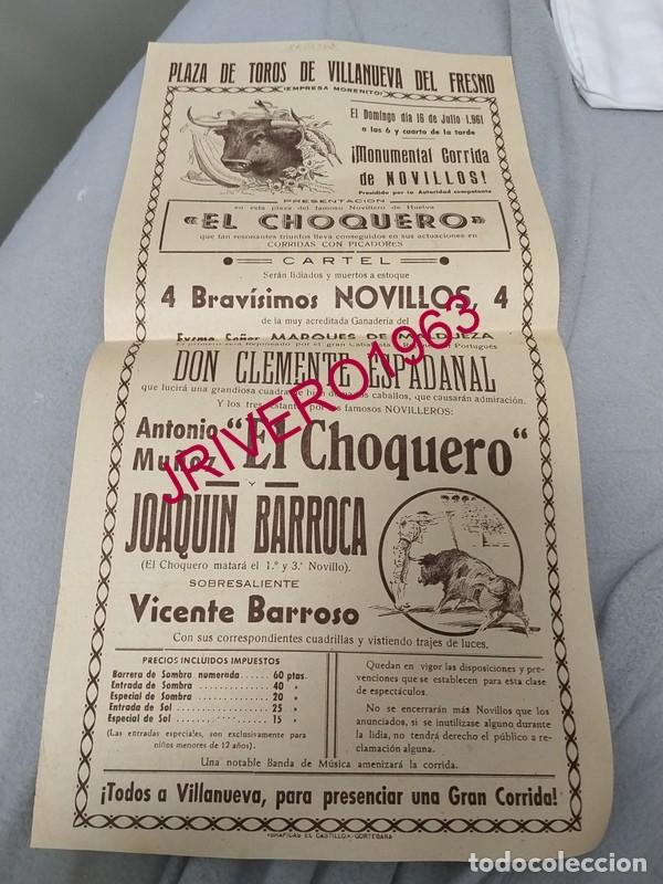 Carteles Toros: VILLANUEVA DEL FRESNO, 1961, ANTIGUO CARTEL CORRIDA DE TOROS, 21X42 CMS