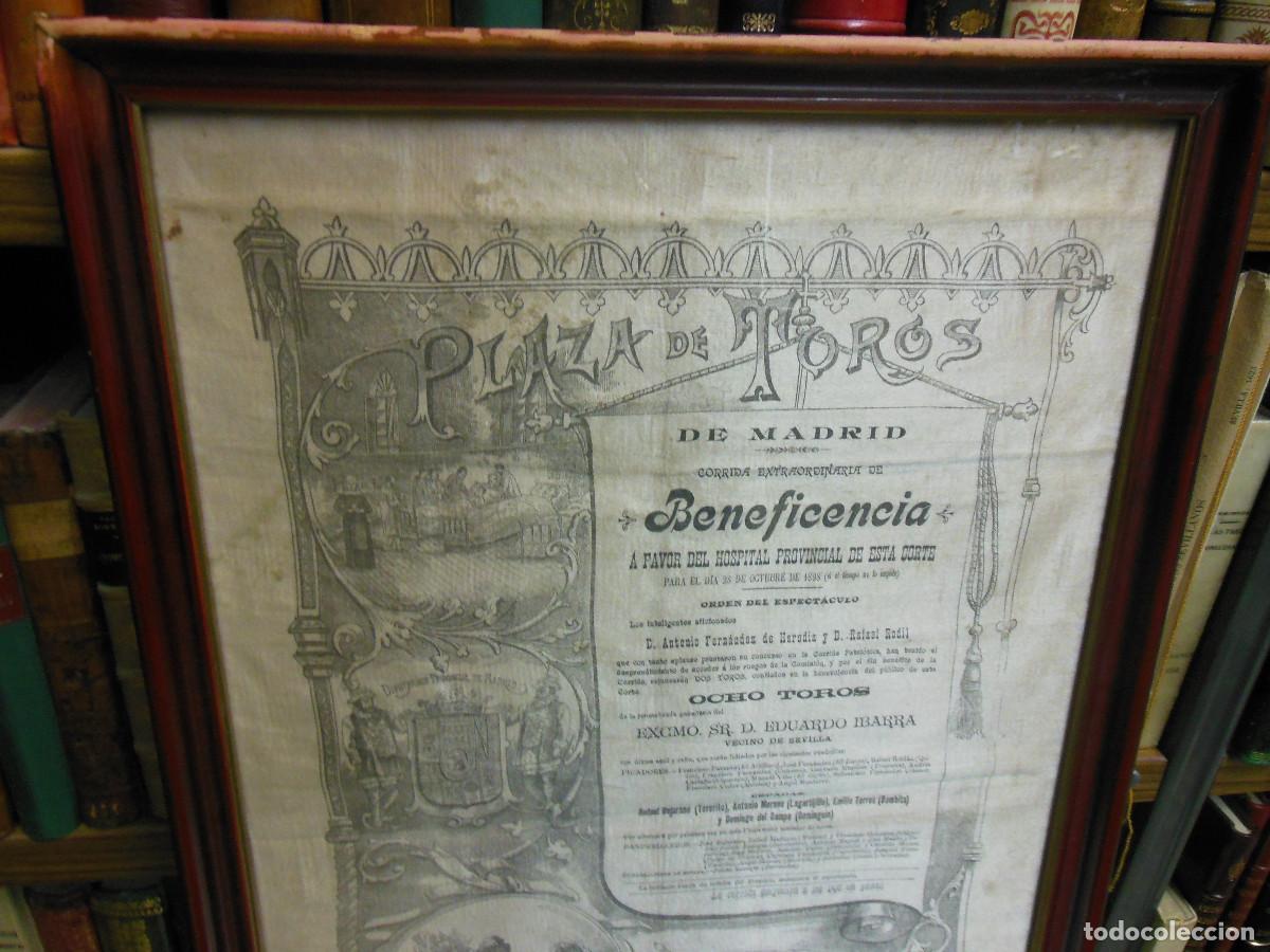 Carteles toros: 1898 CARTEL DE TOROS DE MADRID BENEFICENCIA SEDA ENMARCADO TORERITO LAGARTIJILLO BOMBITA DOMINGUIN
