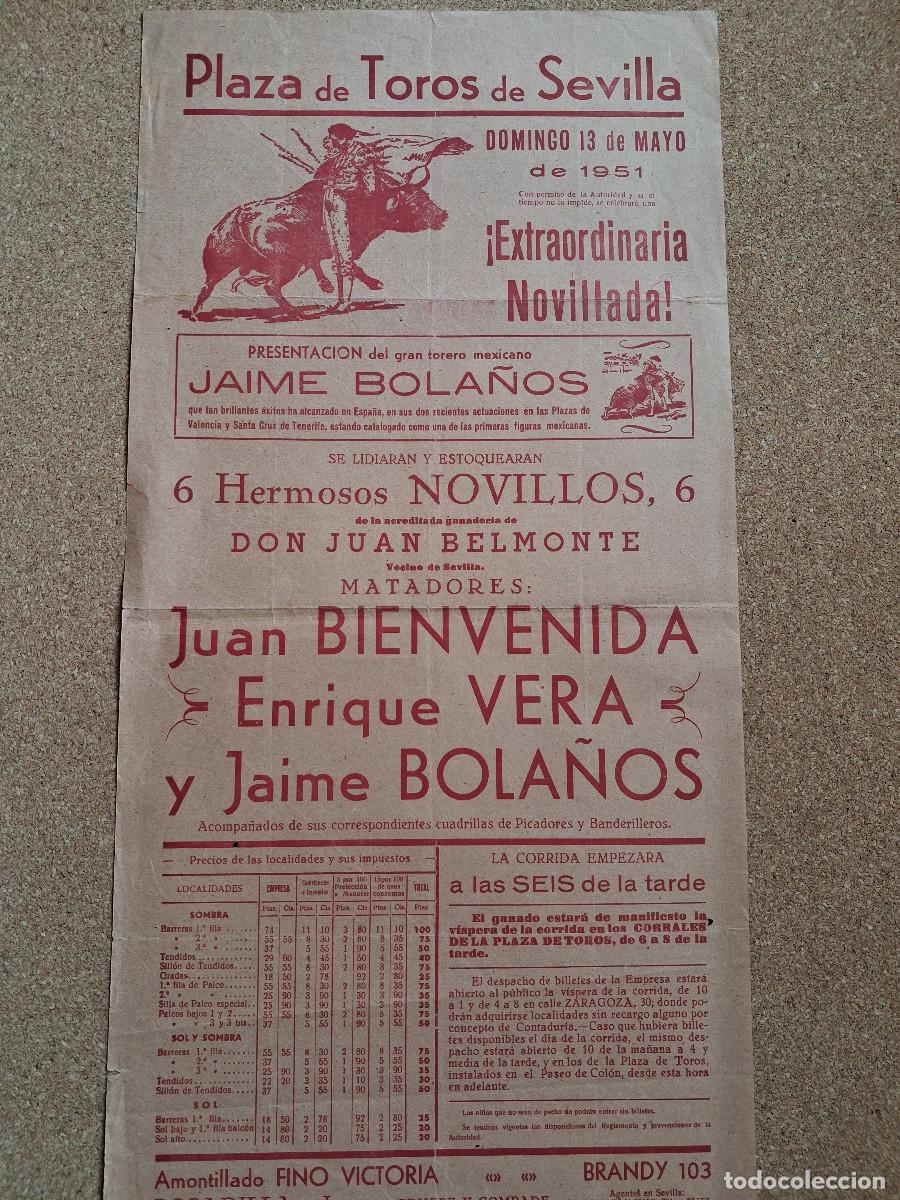 Carteles toros: Cartel de toros de Sevilla. 13 mayo 1951. Juan Bienvenida, Enrique Vera y Jaime Bola&ntilde;os.