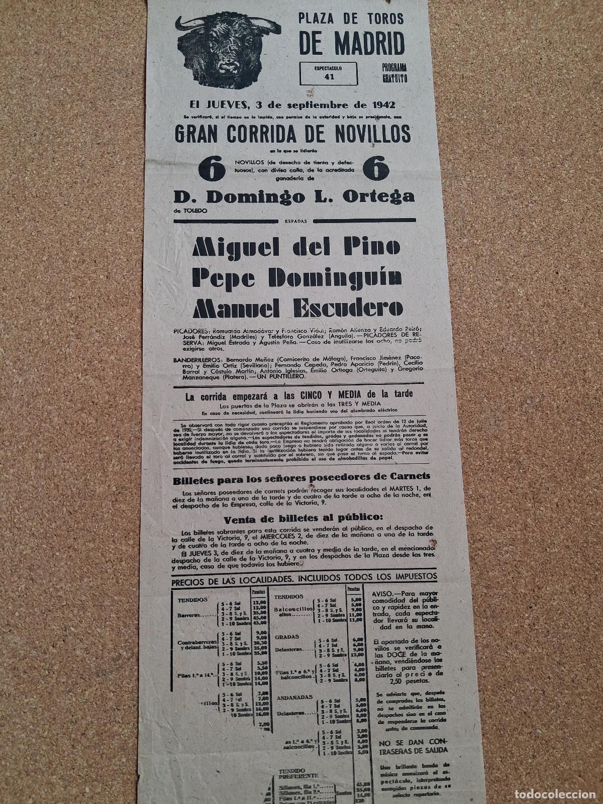 Carteles toros: Cartel de toros. Madrid. 3 septiembre 1942. Miguel del Pino, Pepe Domingu&iacute;n, Manuel Escudero.