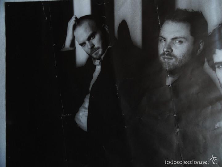 Carteles: Cartel Promocional COLDPLAY, original. - Foto 3