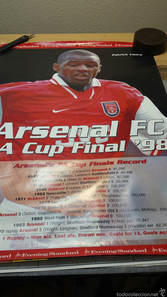 Carteles: Antiguo lote 4 p&oacute;ster Arsenal a&ntilde;o 98 - Foto 4