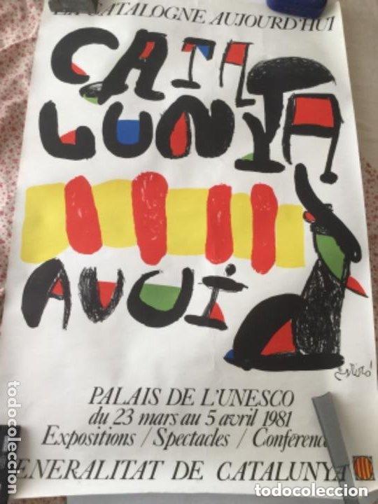 Carteles: Catalunya avui- mir&oacute;-76x 50cm - Foto 1