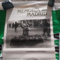 Carteles: CARTEL, MEMORIA DE MADRID, FOTOGRAFÍA DE ALFONSO, 1984