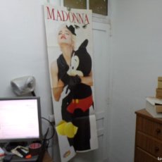 Affissi: GRAN POSTER DE MADONNA MIDE 160 POR 55 CM CANTANTE