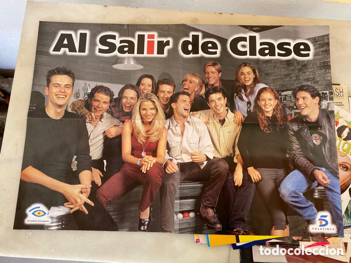 Carteles: P&oacute;ster gigante de &lsquo;Al salir de Clase&rsquo; - Foto 1