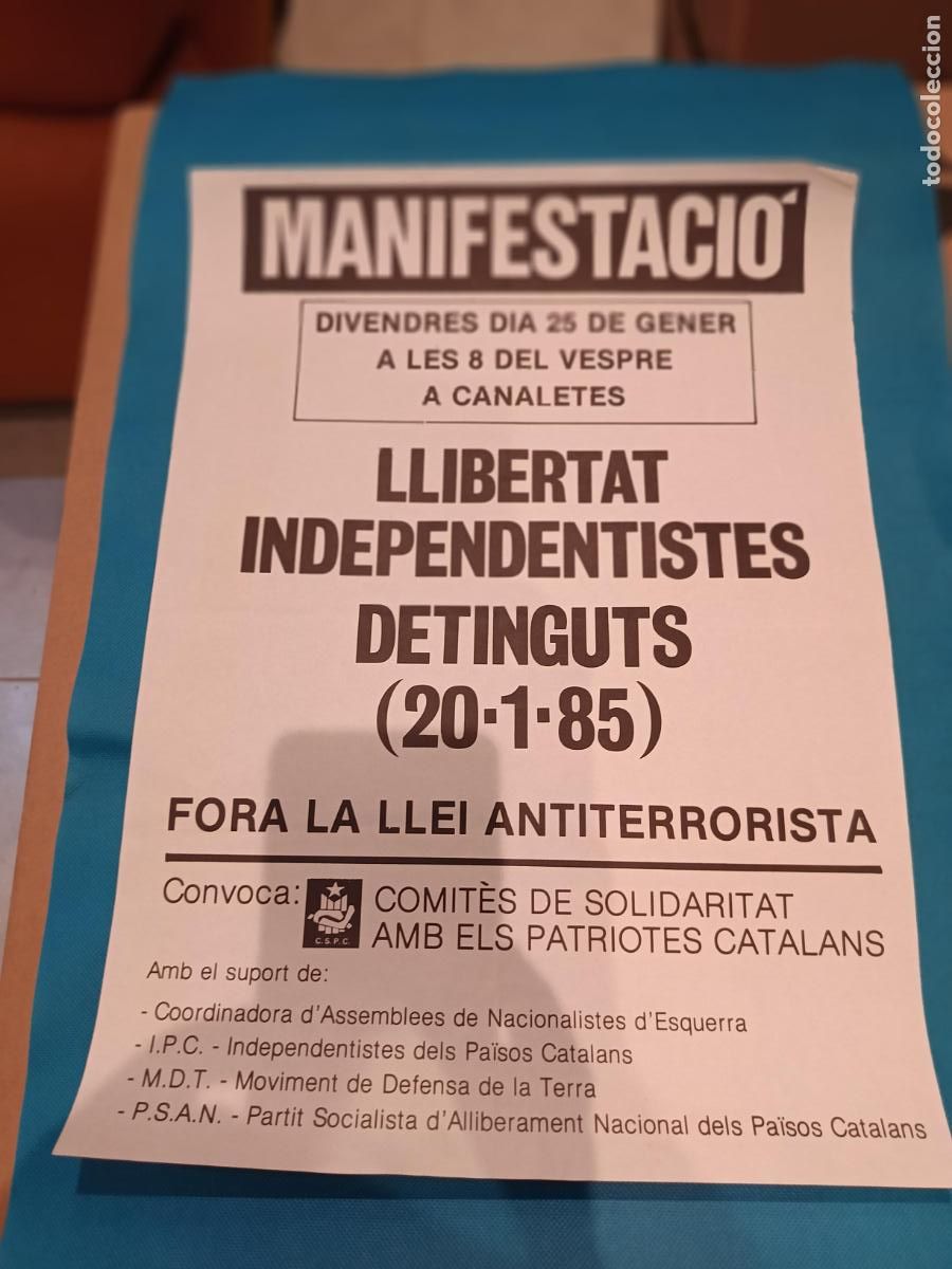 Carteles: CARTEL CARTELL LLIBERTAT INDEPENDENTISTES COMIT&Eacute; SOLIDARITAT PATRIOTES CATALANS