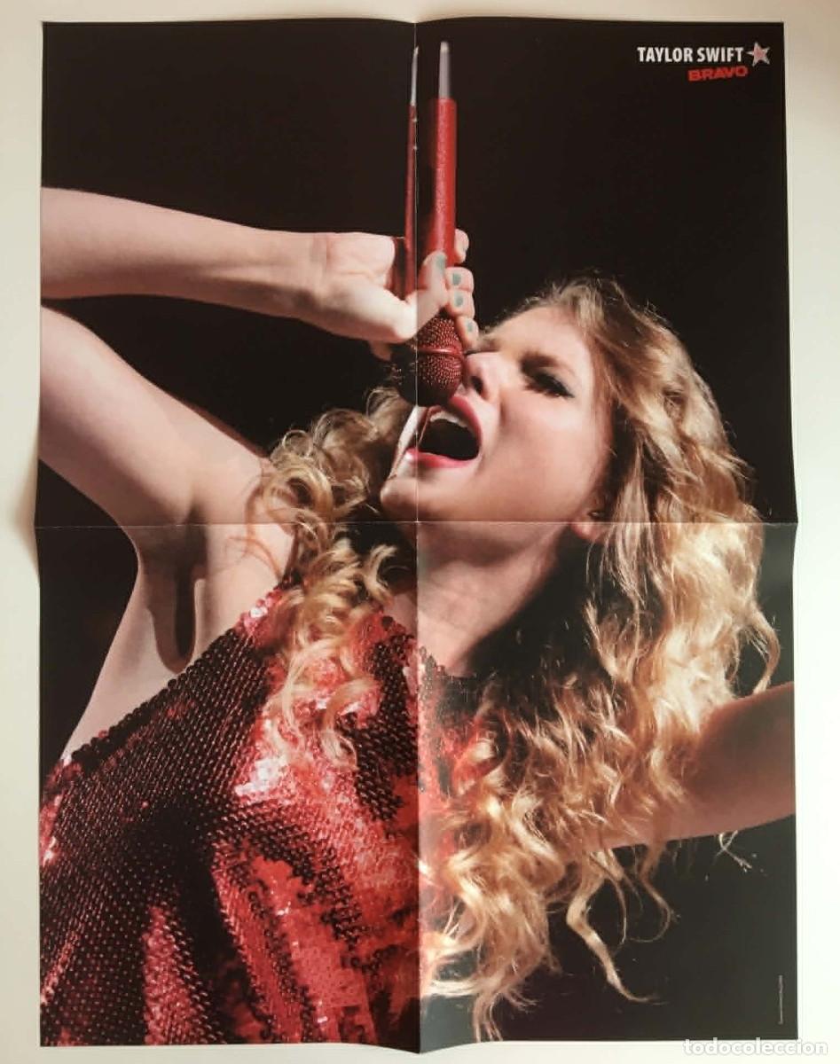 Plakate: Taylor Swift / Jenna Ortega Wednesday Double-Sided Poster A2 - Bravo Magazine Bulgaria Music Netflix