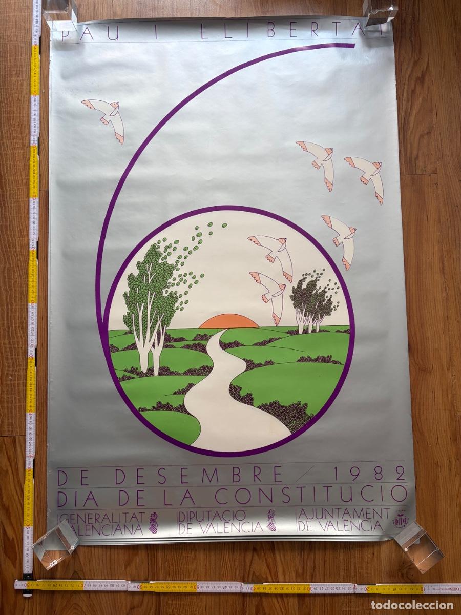 Carteles: Cartel poster original Pau i llibertat dia de la constituci&oacute; 1982 Valencia