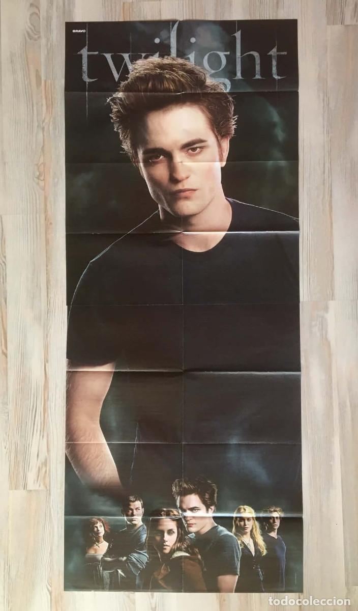 Carteles: Twilight Giant 2-Part Vertical Mega Poster / Kristen Stewart Robert Pattinson - Bravo Bulgaria Movie